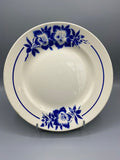 Grand plat faïence ancienne décor floral bleu cobalt, vue de face
