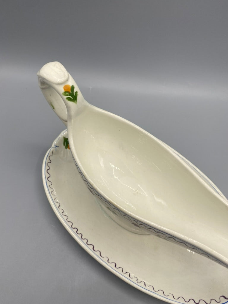 Profondeur du dormant de la saucière mesurée au mètre ruban