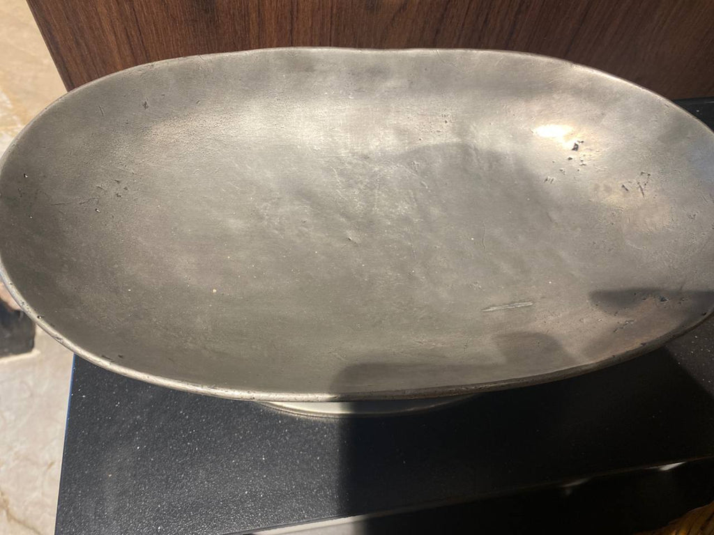 Coupe en étain à pieds poissons – XXᵉ siècle