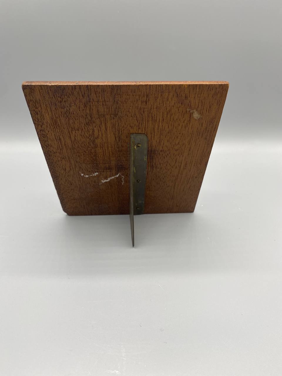 Plaque religieuse moderniste amovible – Christ de profil – métal patiné – vers 1940/60