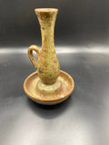 Bougeoir rat de cave en grès émaillé – Émail moucheté ocre et miel – Céramique artisanale