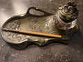 Nécessaire d'écriture Art nouveau signé R. Elias – plateau en régule et encrier en verre facetté