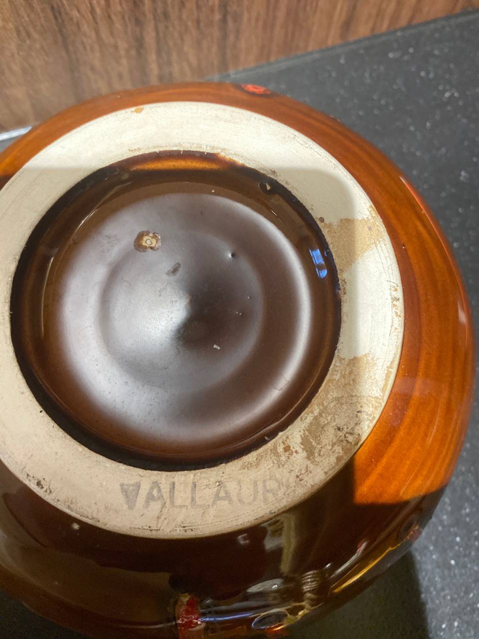 Pot à couvercle en céramique – Émail coulé rouge et ocre –  Vallauris