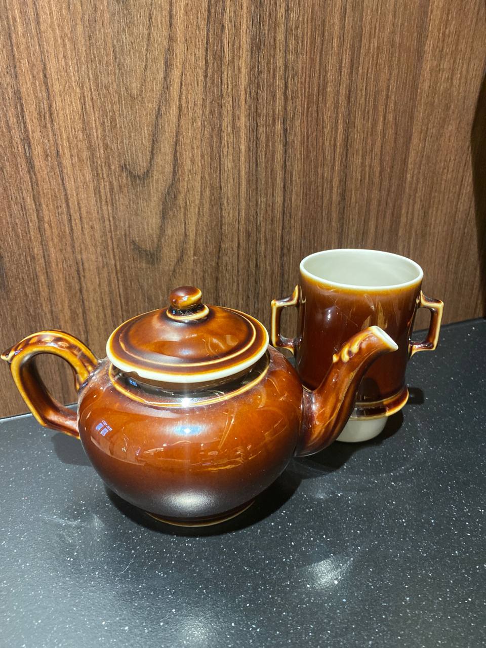 Cafetière filtre céramique émaillée brune – Esprit bistrot