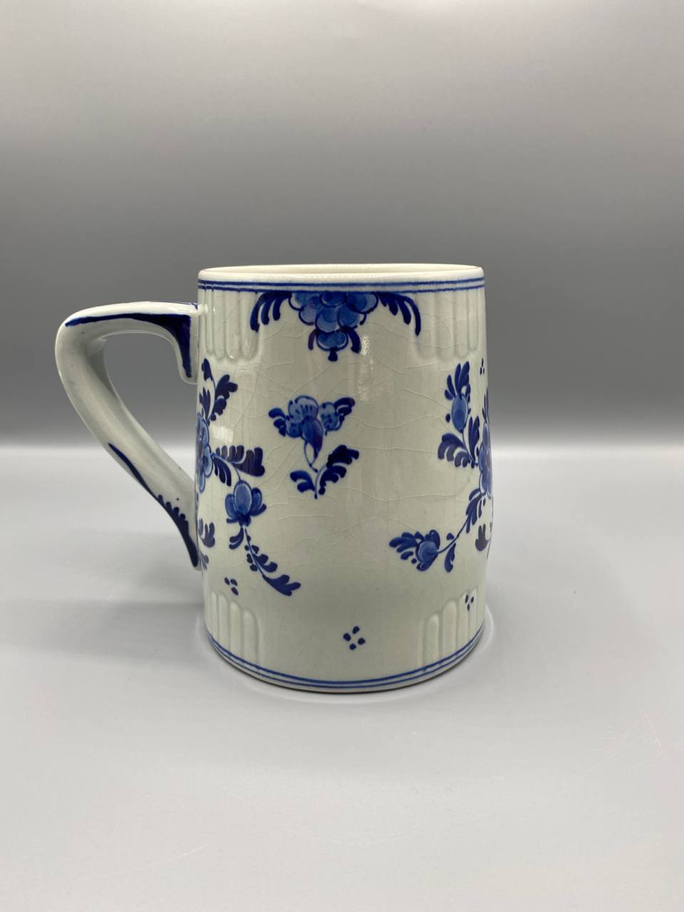 Chope à bière en faïence de Delft – Inscription Prosit – Peinte à la main – 1958