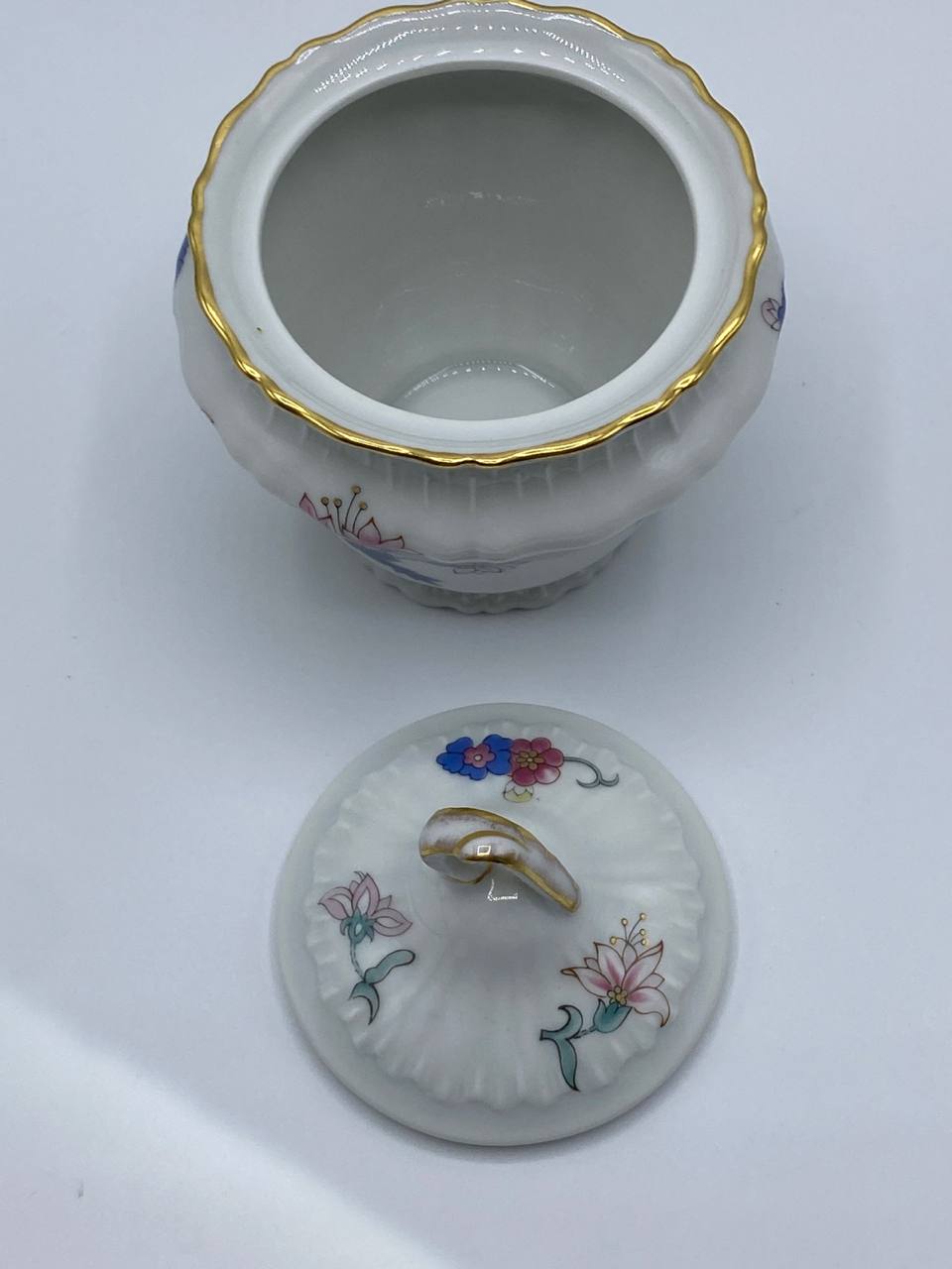 Sucrier porcelaine Haviland Limoges – Décor Pivoine – Complet avec couvercle