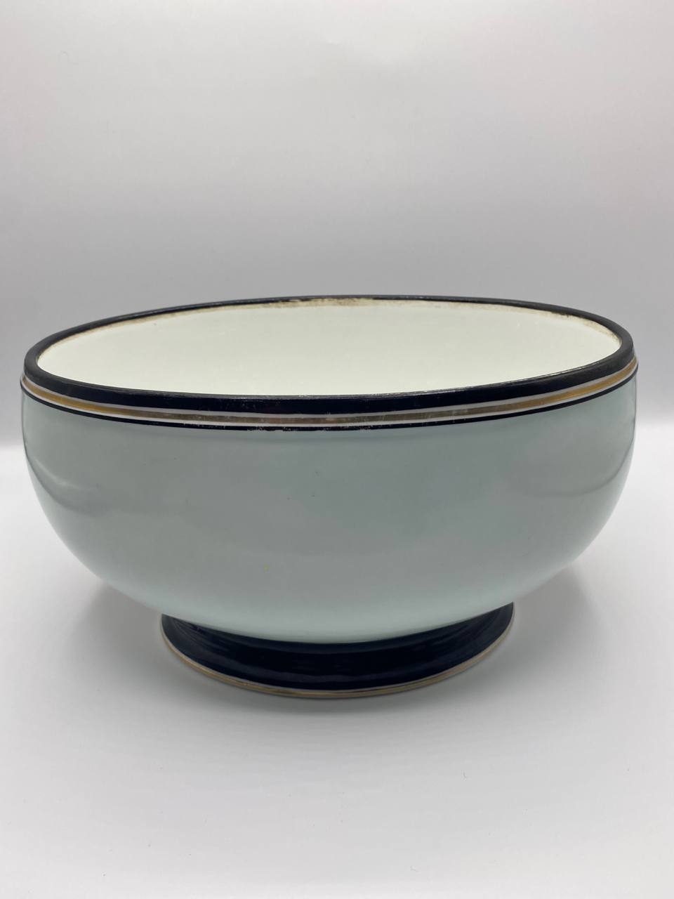 Cache-pot et jardinière en porcelaine de Paris – Scène de pêche romantique – Fond bleu nuit et or