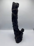 Sculpture africaine en bois massif – Colonne de figures humaines superposées – Mouvement ascendant – 41 cm