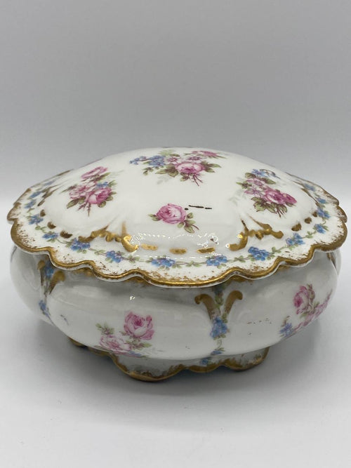 Bonbonnière ancienne GOA France – Porcelaine à décor floral – Roses et myosotis – Corps godronné doré