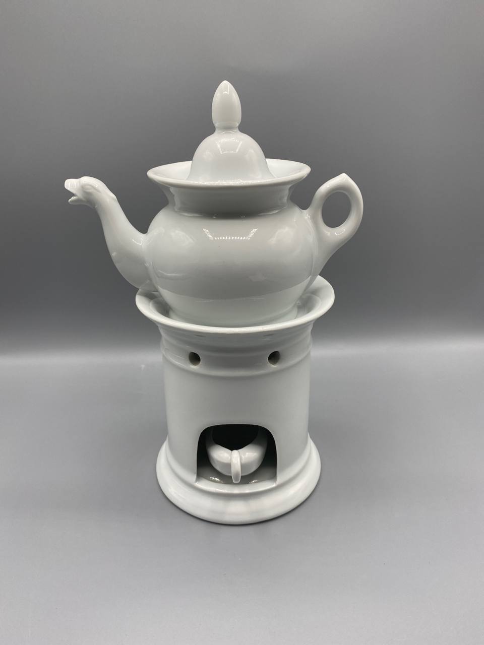 Tisanière complète en porcelaine blanche – Théière, réchaud et coupelle – Circa 1950-1970