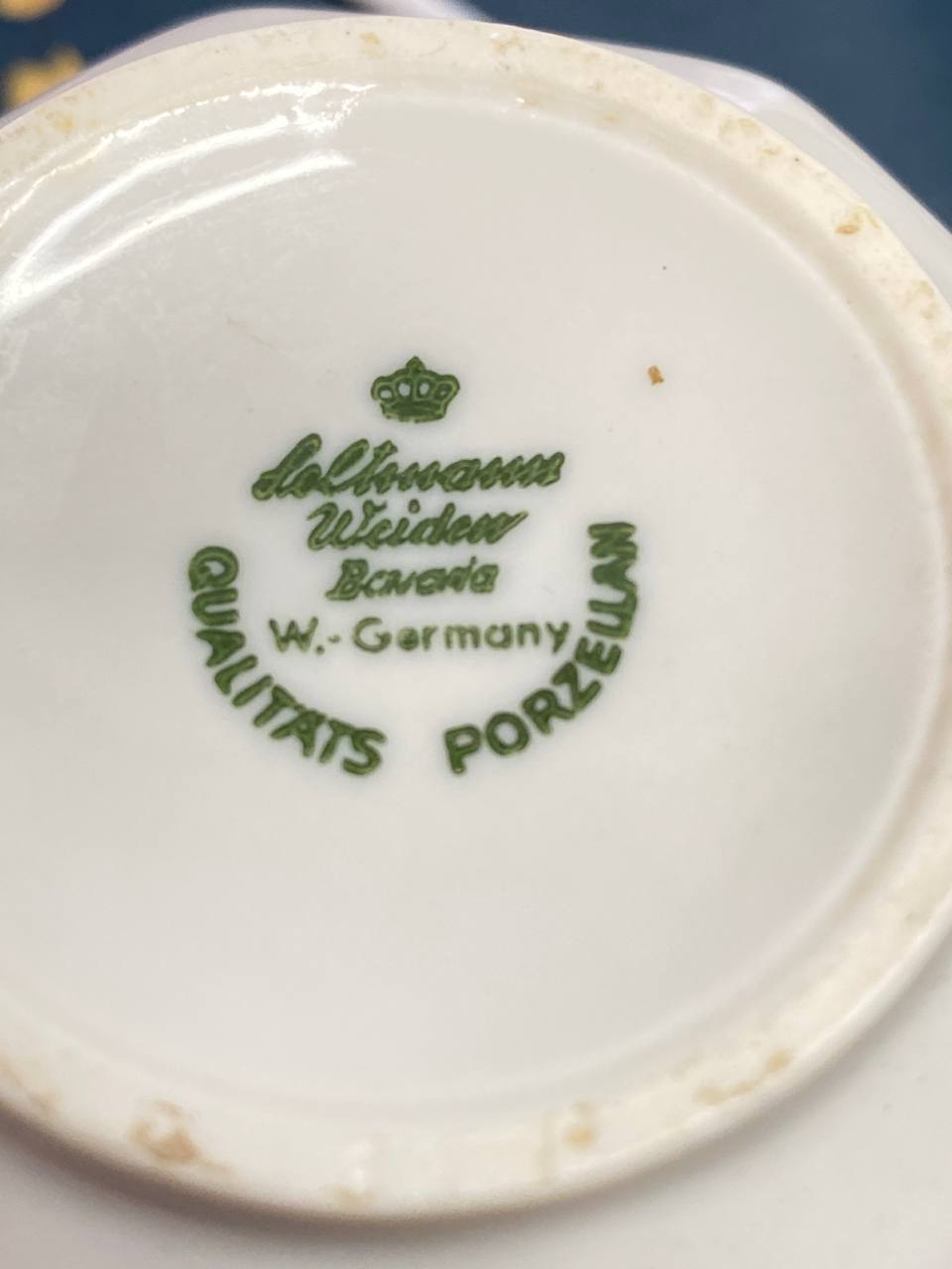 Service à café en porcelaine Seltmann Weiden Bavaria – Décor Cerise – 7 pièces – Filet bordeaux