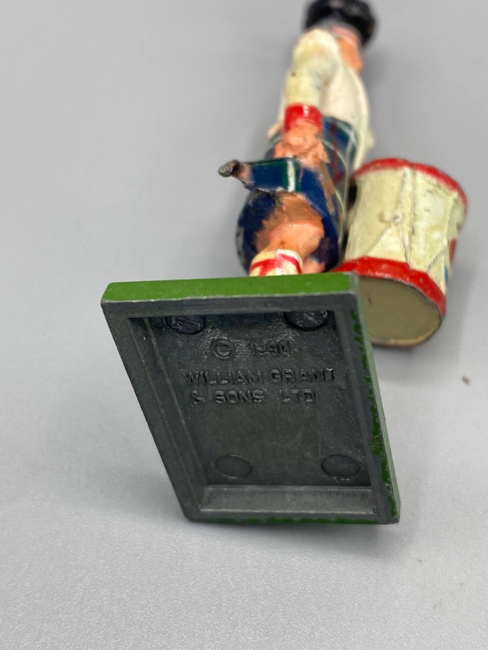 Figurine de collection – Tambour-major écossais en tenue de parade – William Britain & Sons