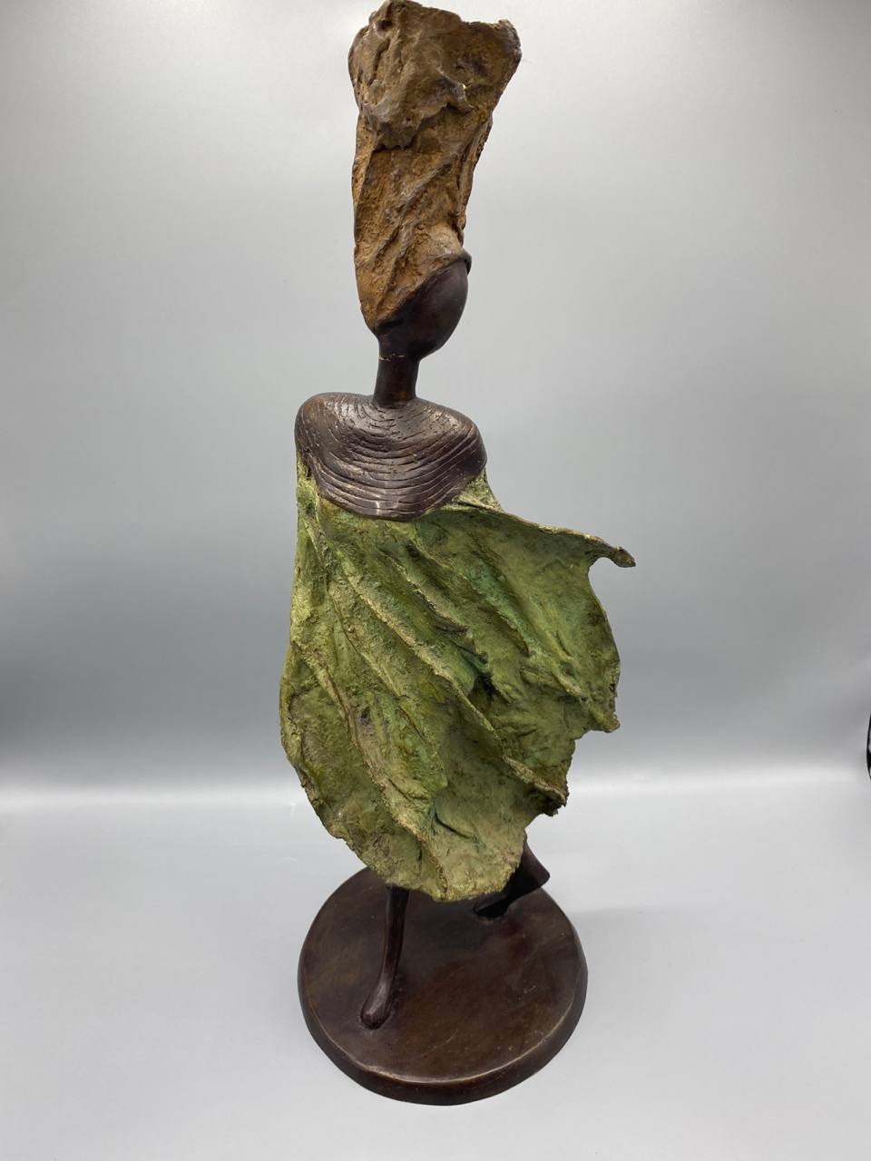 Bronze – Femme au boubou – Signé Patrice Balma – Initiales BP gravées
