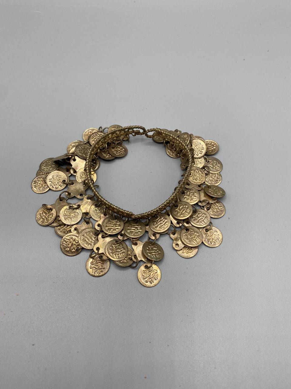 Chevilliére à pièces ottomanes – Calligraphie arabe – Parure de cérémonie orientale