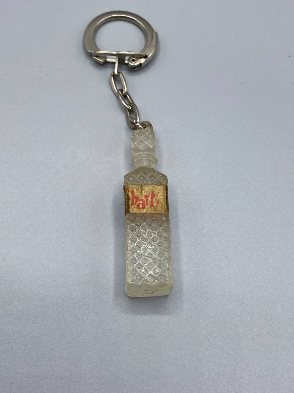 Porte-clés publicitaire Bart's Rum – Bouteille miniature en résine