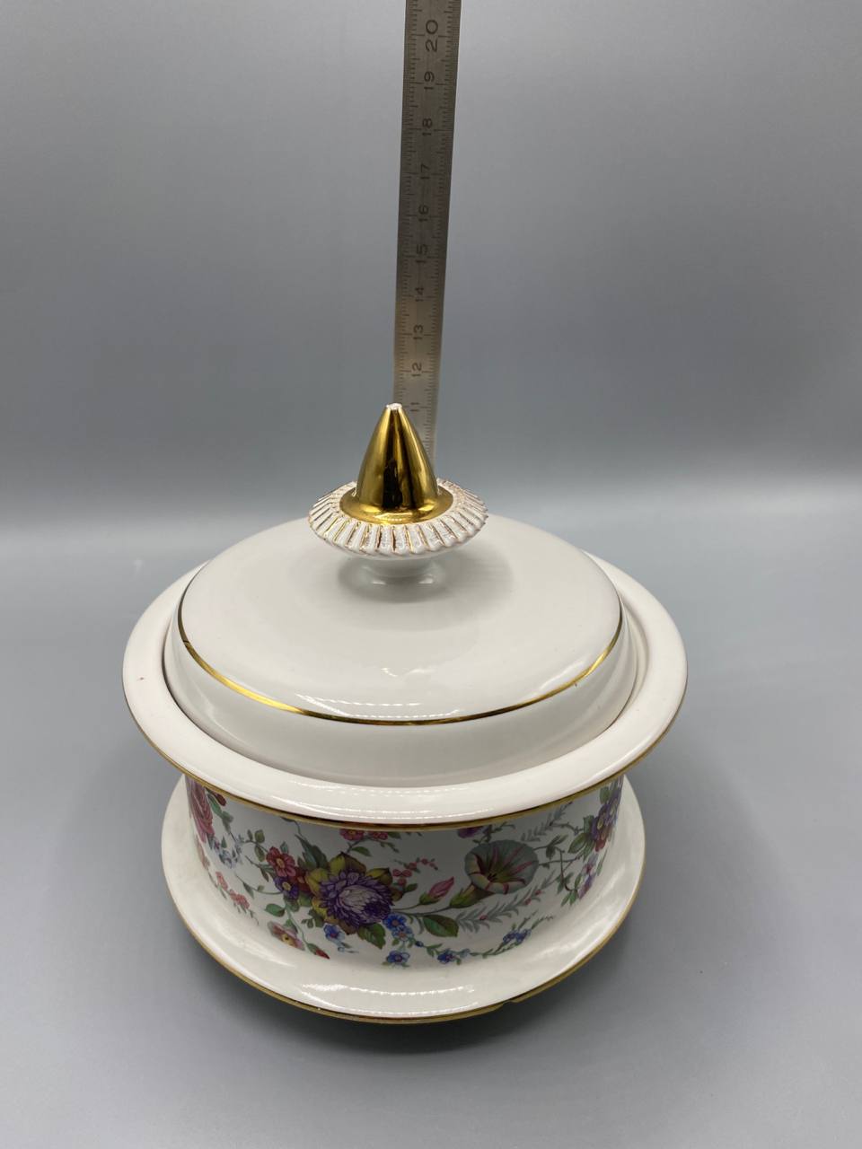 Bonbonnière porcelaine Fiorentine – Décor floral polychrome – Dorure or fin – Hand Made Italy