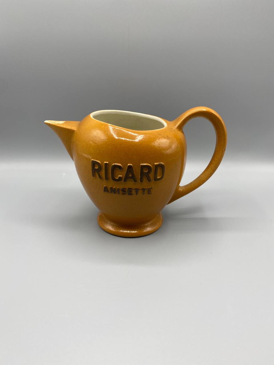 Pichet Ricard Anisette céramique – Ateliers de Céramique Ricard – Made in France