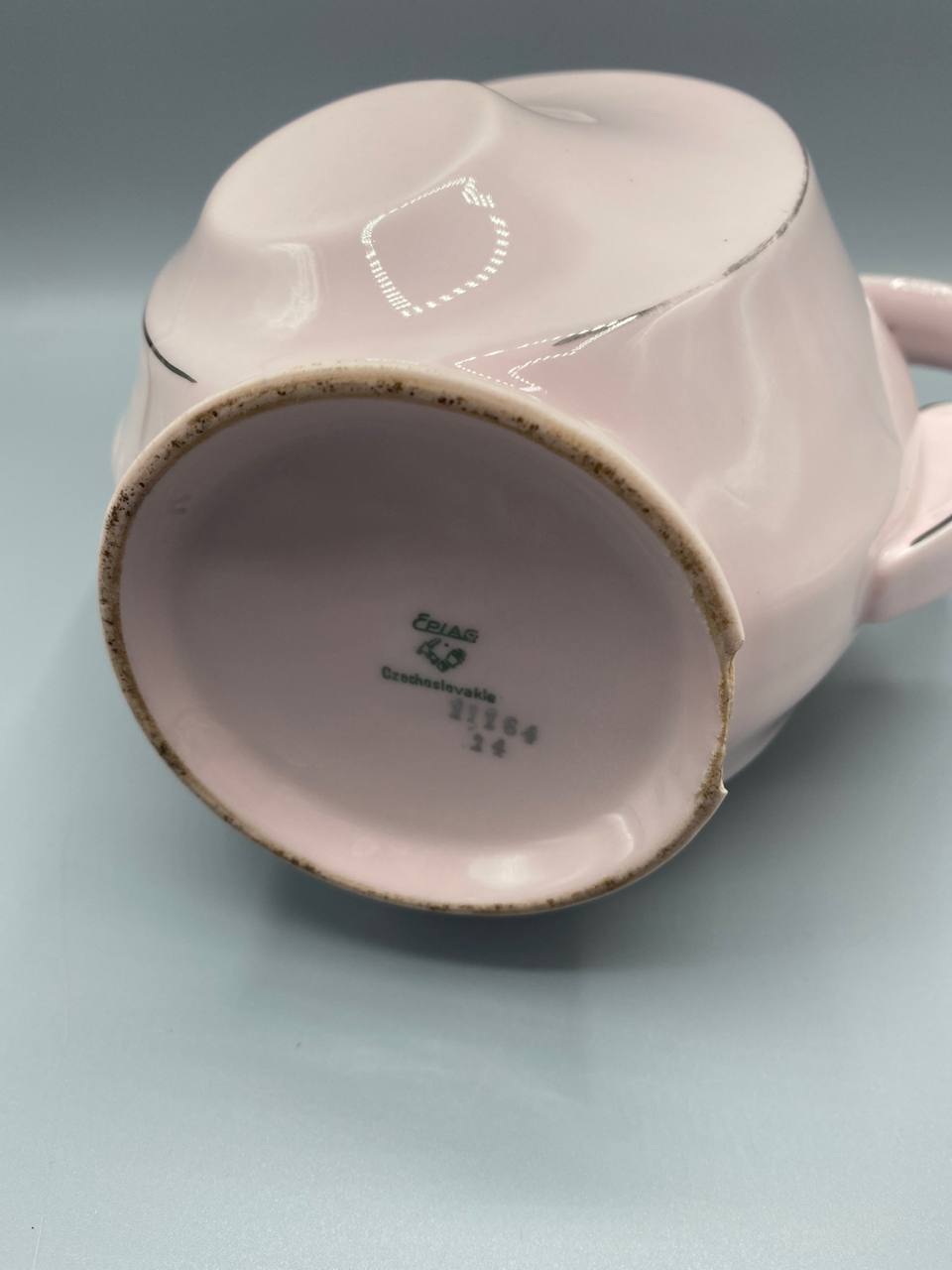 Cafetière porcelaine rose poudré filet platine – ERAS Czechoslovakia – Avec couvercle