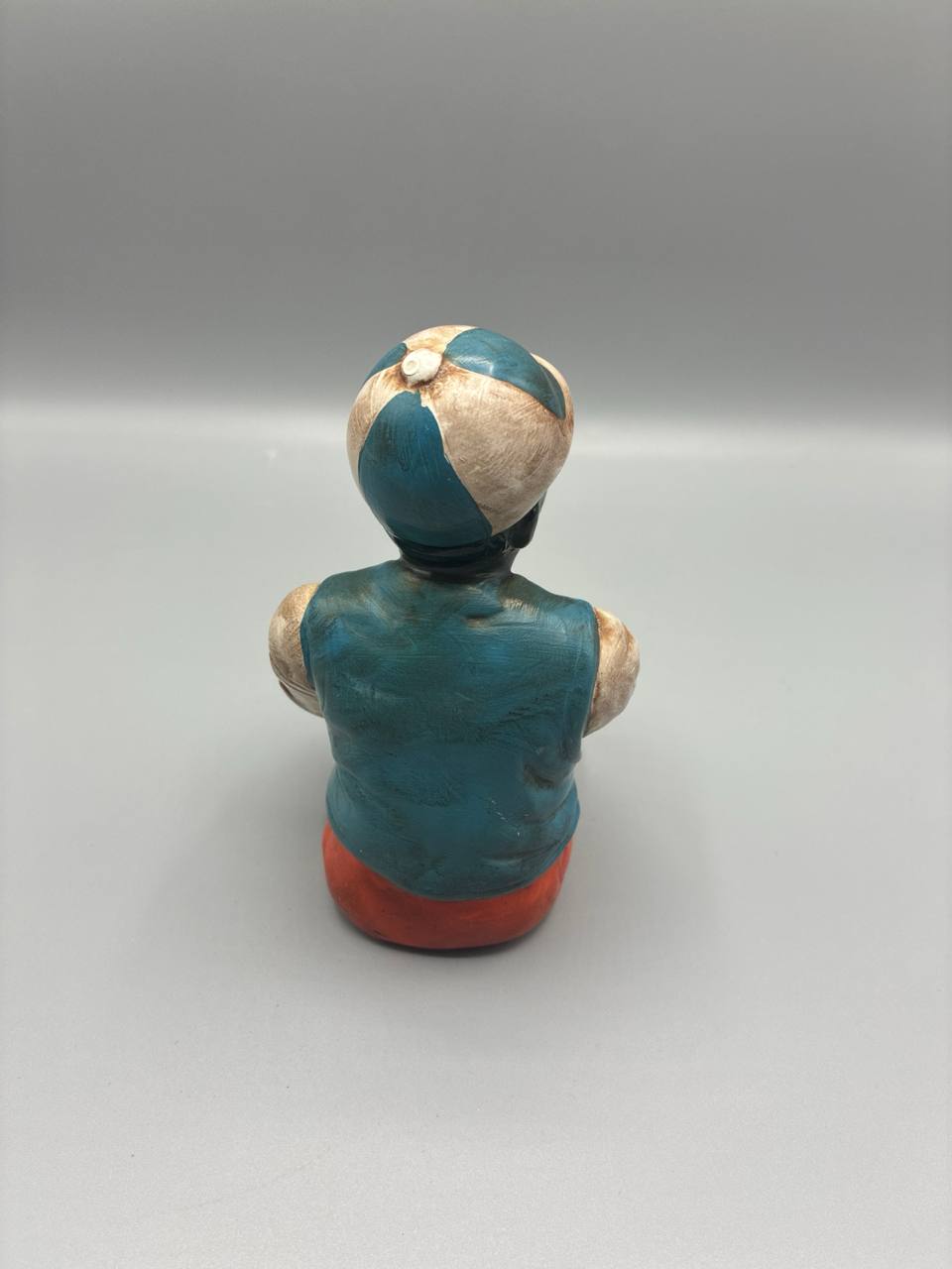 Figurine Joueur de Baseball Assis en Biscuit Polychrome 1950/1970