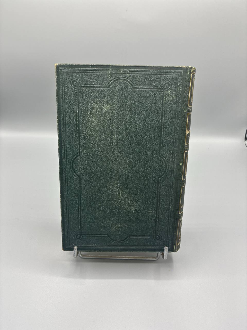Vies des Savants Illustres – Louis Figuier – 2 volumes – Hachette 1881