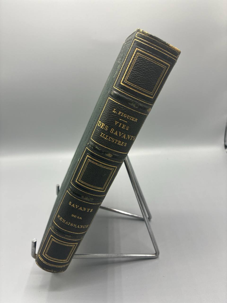 Vies des Savants Illustres – Louis Figuier – 2 volumes – Hachette 1881