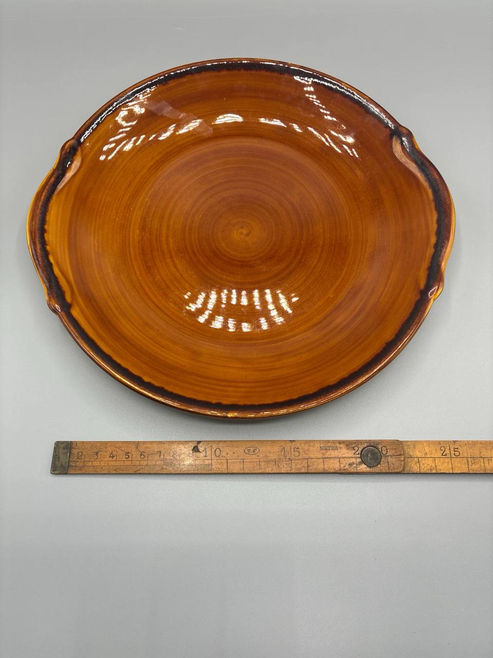 Plat faïence glaçure ambrée – Lunéville Keller & Guérin – début XX ème