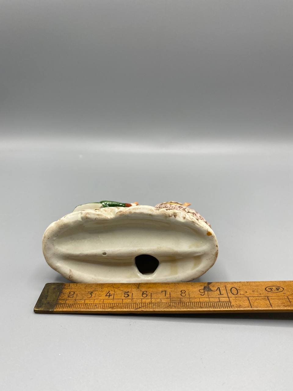 Groupe en porcelaine – Couple dansant style XVIIIe – Germany