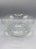 Saladier verre moulé décor pommes et feuilles en relief