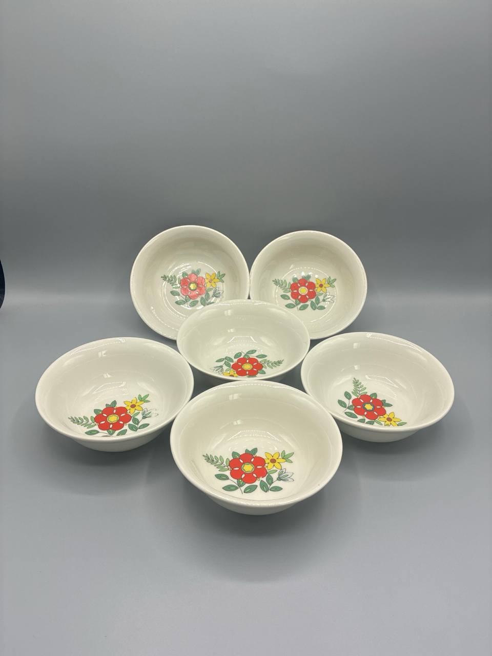 Ensemble 6 raviers porcelaine italienne, décor floral rouge et jaune, années 60-70