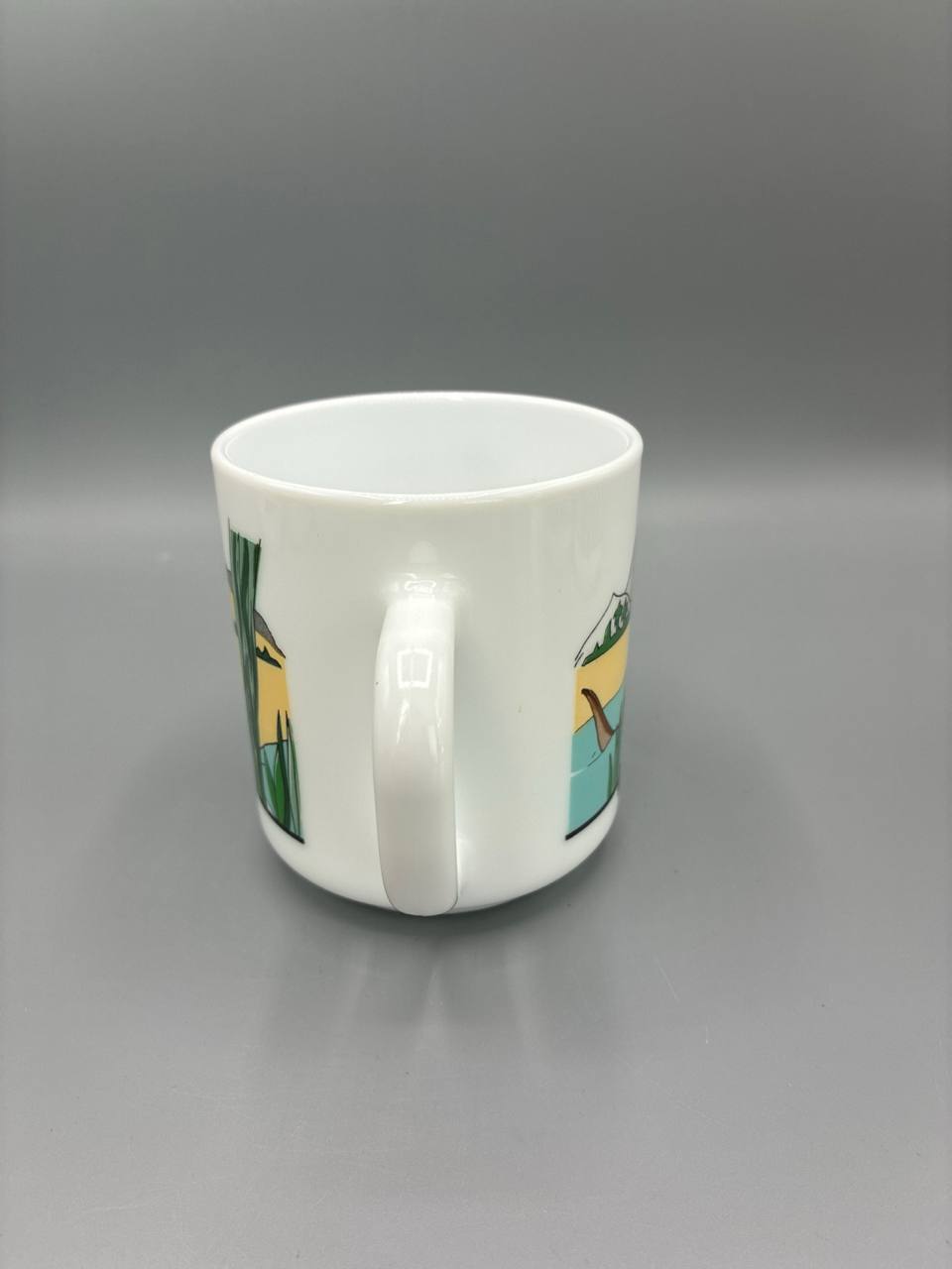 Série de 5 mugs Arcopal – Décor dinosaures Jurassique – Kentrosaurus Scaphognathus – Années 80
