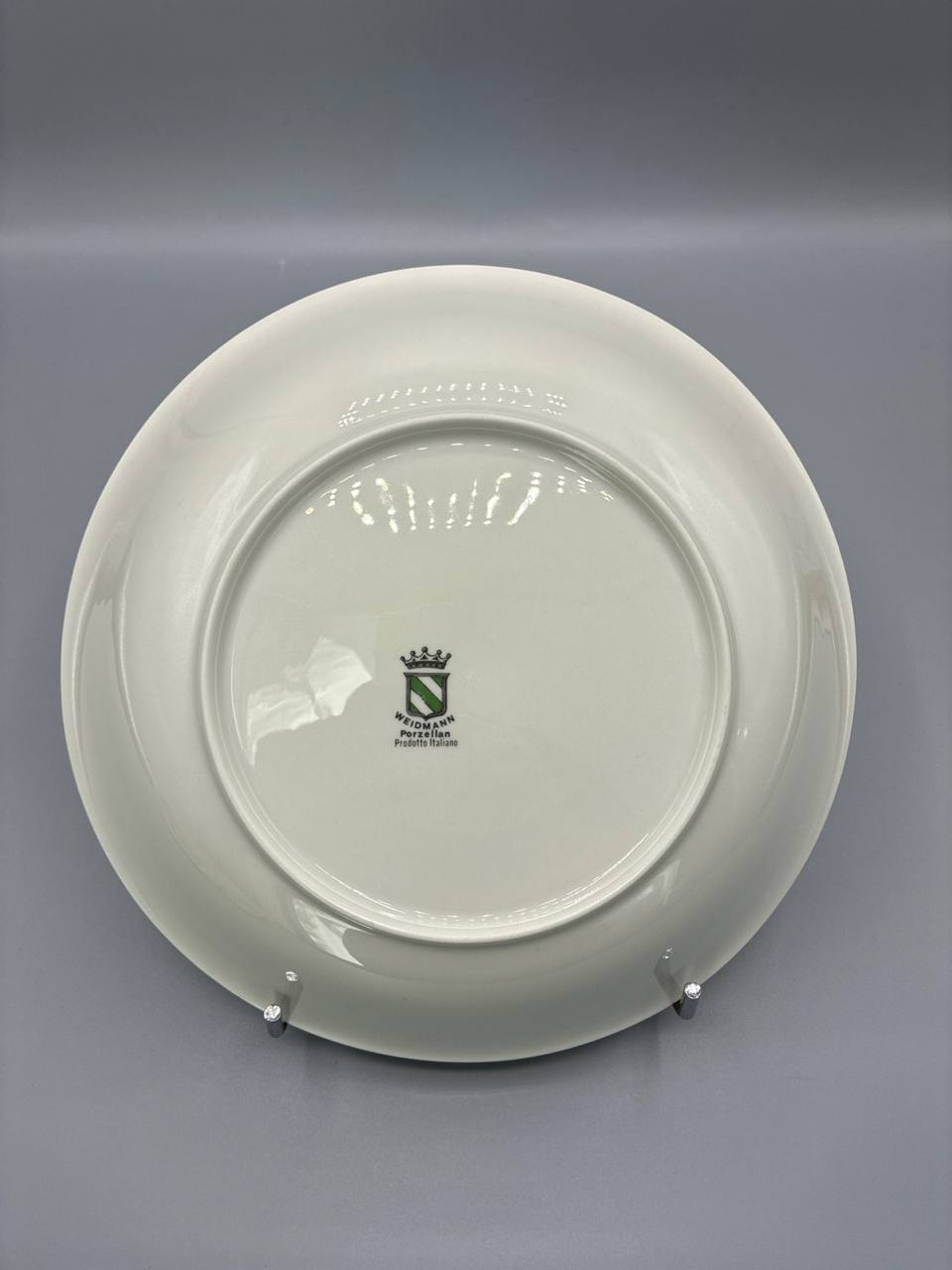 Plat creux de service en porcelaine – Décor floral rouge et jaune – Weidmann Porzellan – Italie années 70