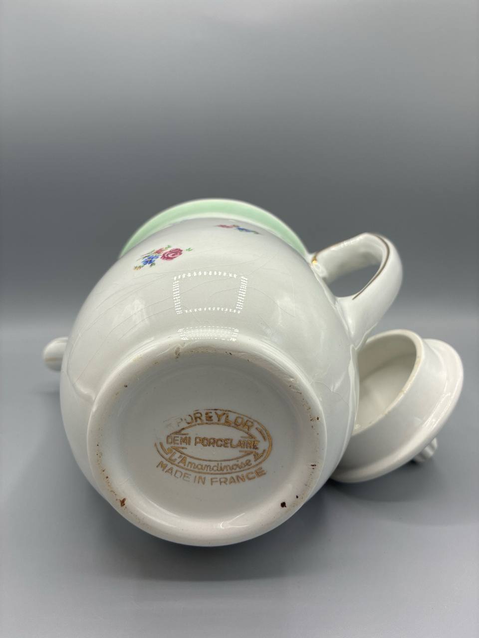 Service à café ancien Poreylor La Mandinoise – Saint-Amand – 15 pièces – décor l'Amaryllisée