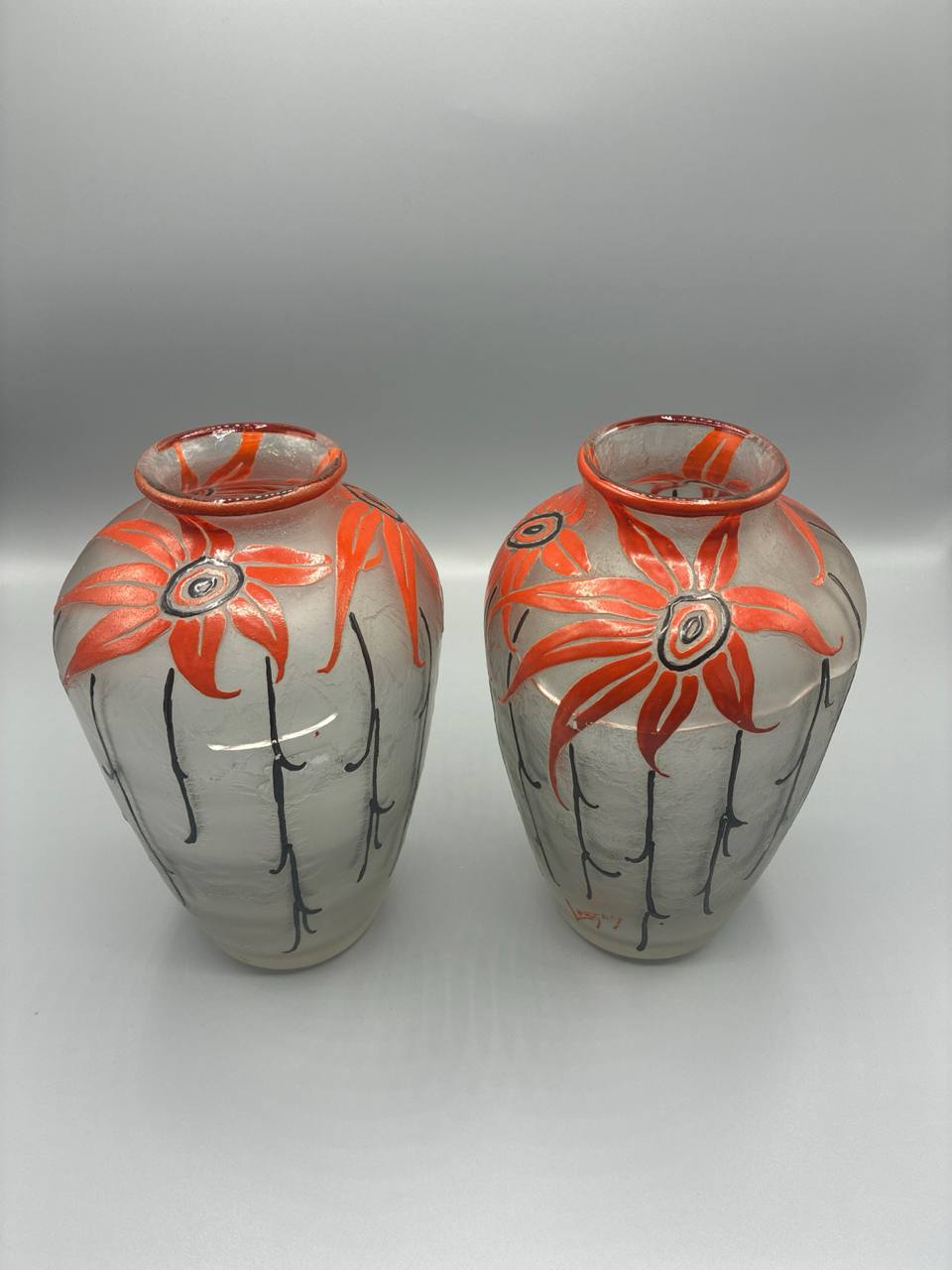 Paire de vases Legras – Verre émaillé floral rouge – Art Déco