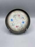 Plateau à saké en porcelaine japonaise – Décor émaillé relief bleu et arabesques
