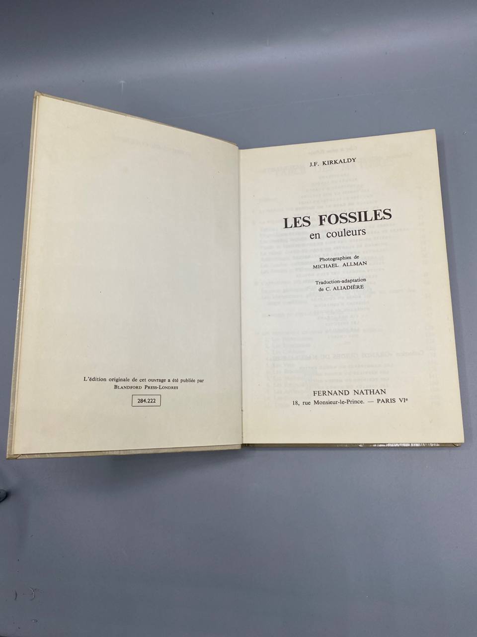 Les Fossiles en couleurs – J.F. Kirkaldy – Fernand Nathan, 1973