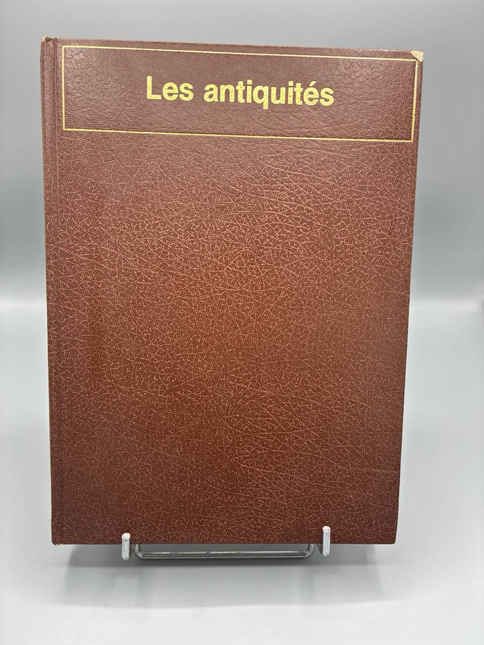 Les Antiquites – J. Aghina – Connaissance et Vie, 1982