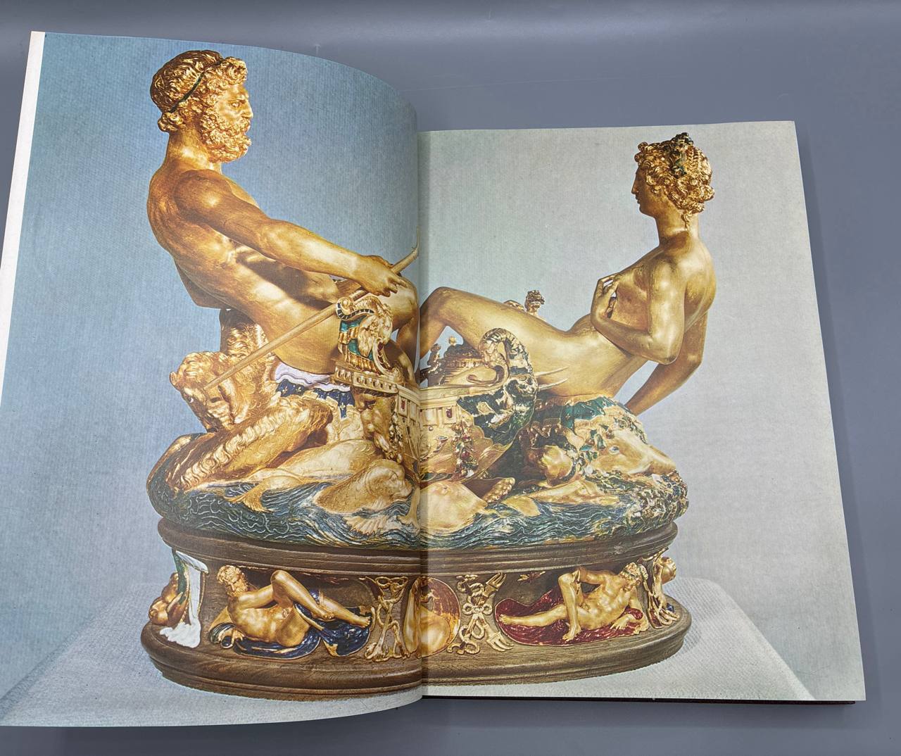 Les Antiquites – J. Aghina – Connaissance et Vie, 1982