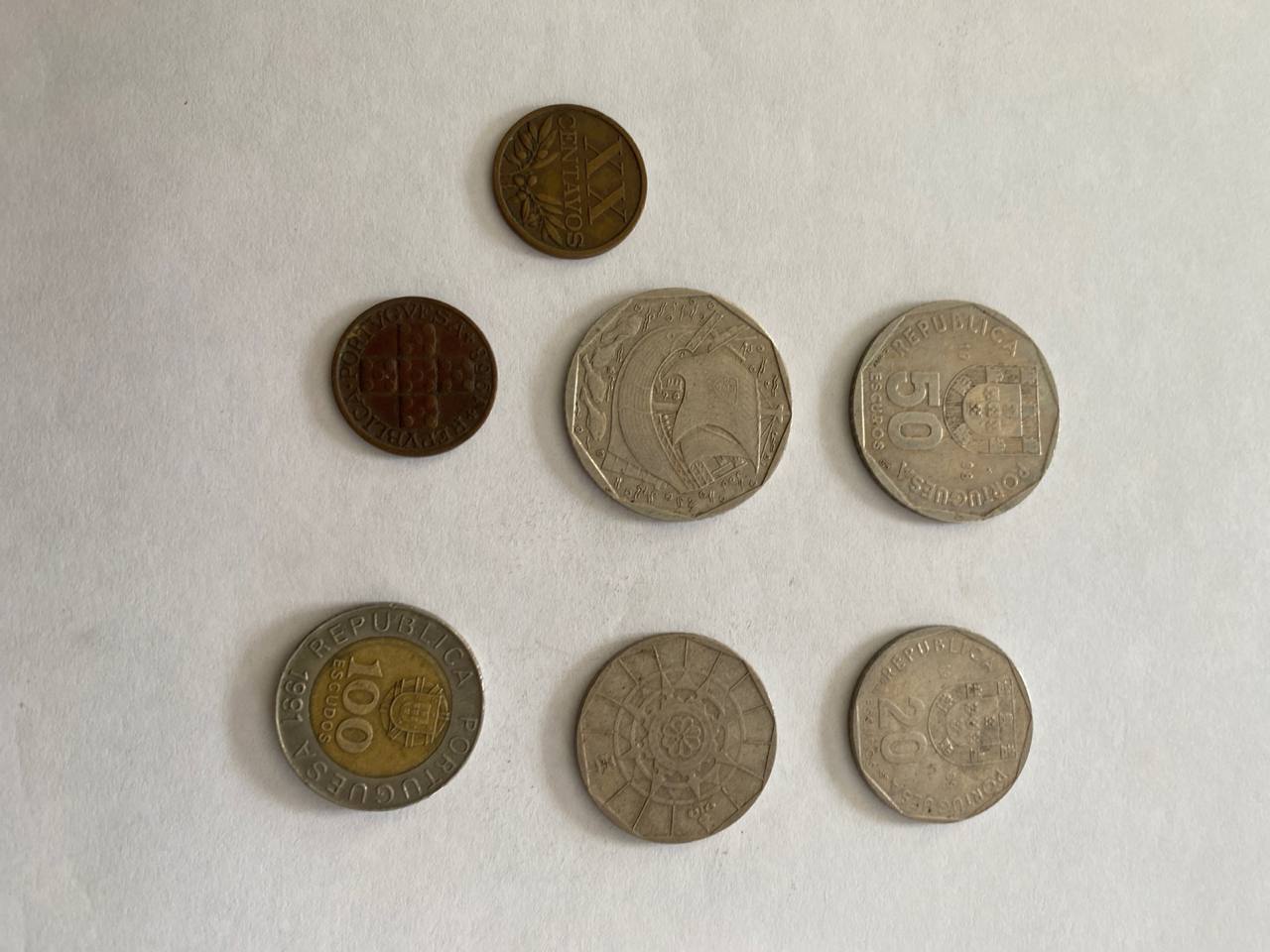 Lot de monnaies portugaises anciennes – Escudos et centavos
