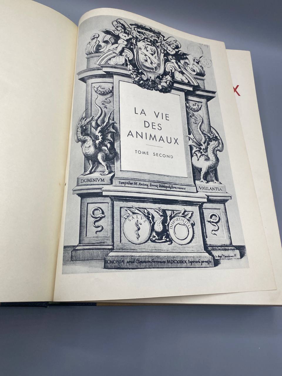 La Vie des Animaux Larousse 1949 – page de titre tome second avec gravure baroque