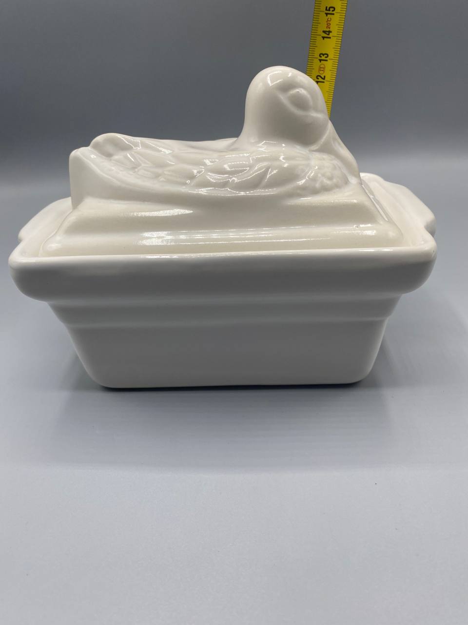 Mesure hauteur plat terrine porcelaine blanche avec couvercle canard environ 13 cm