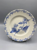 Compotier sur pied faïence fine Saint-Amand Richelieu décor anémone bleu lavande frise rinceaux vue de face