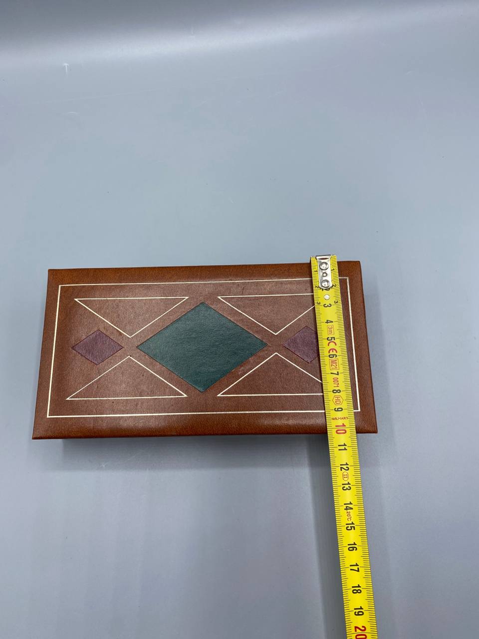 Boîte gainée cuir, mesure largeur 10 cm