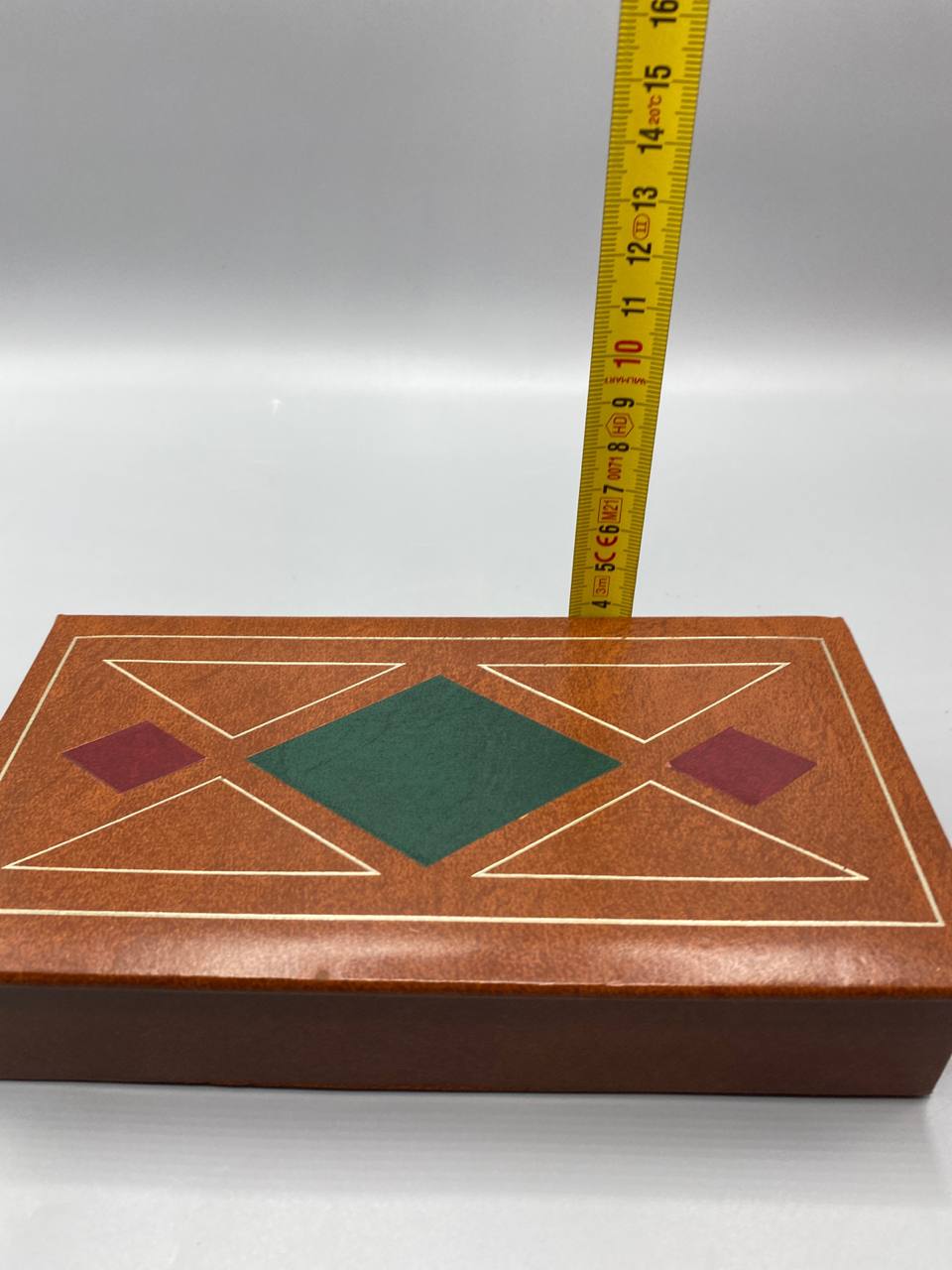 Boîte gainée cuir, mesure hauteur 4 cm