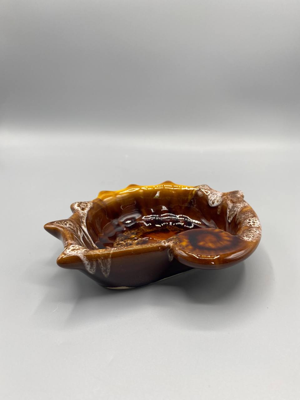 Cendrier Zulmos avec mètre ruban, longueur environ 16 cm, vue de dessus