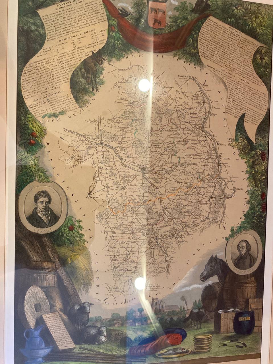 Carte du Cher sans cadre, vue d'ensemble, réseau routier, villes, médaillons de personnages illustres, armoiries, cartouches statistiques en parchemin