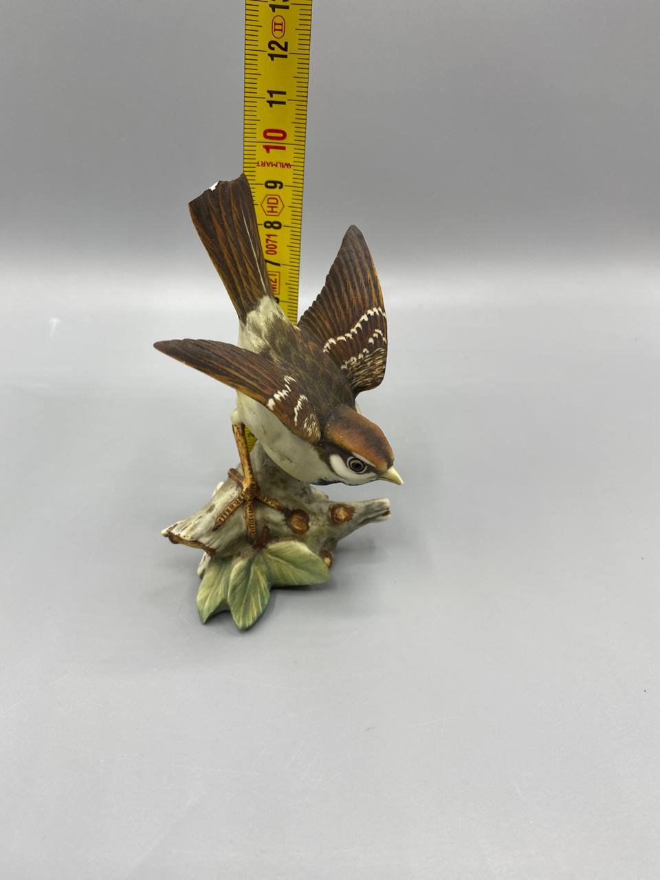 Figurine oiseau biscuit porcelaine, hauteur 12 cm