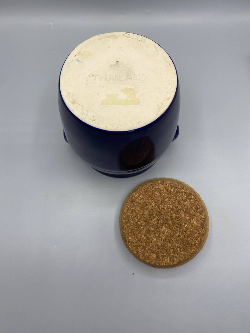 Pot faïence bleu cobalt – base non émaillée marquage Thaïlande