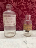 2 flacons pharmacie anciens verre – grand apothicaire Belladone et petit Lactate de Chaux