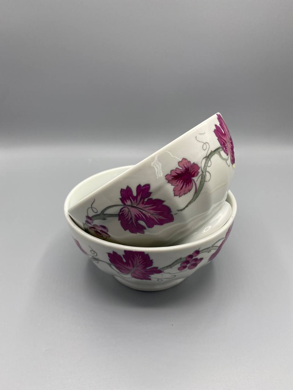 2 bols porcelaine décor vigne grappes années 1970