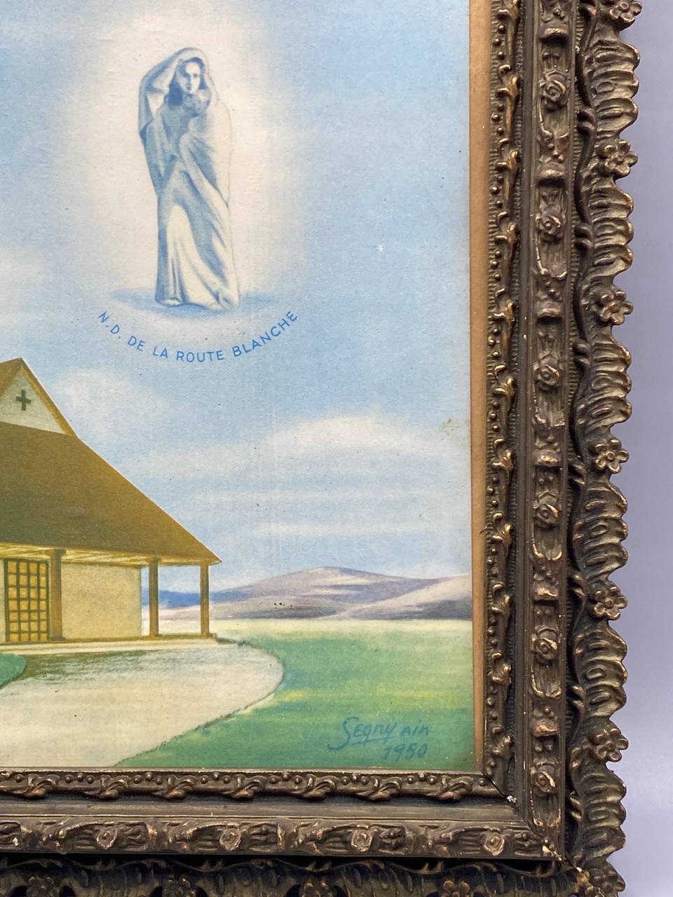 Détail apparition mariale et inscription N.D. de la Route Blanche